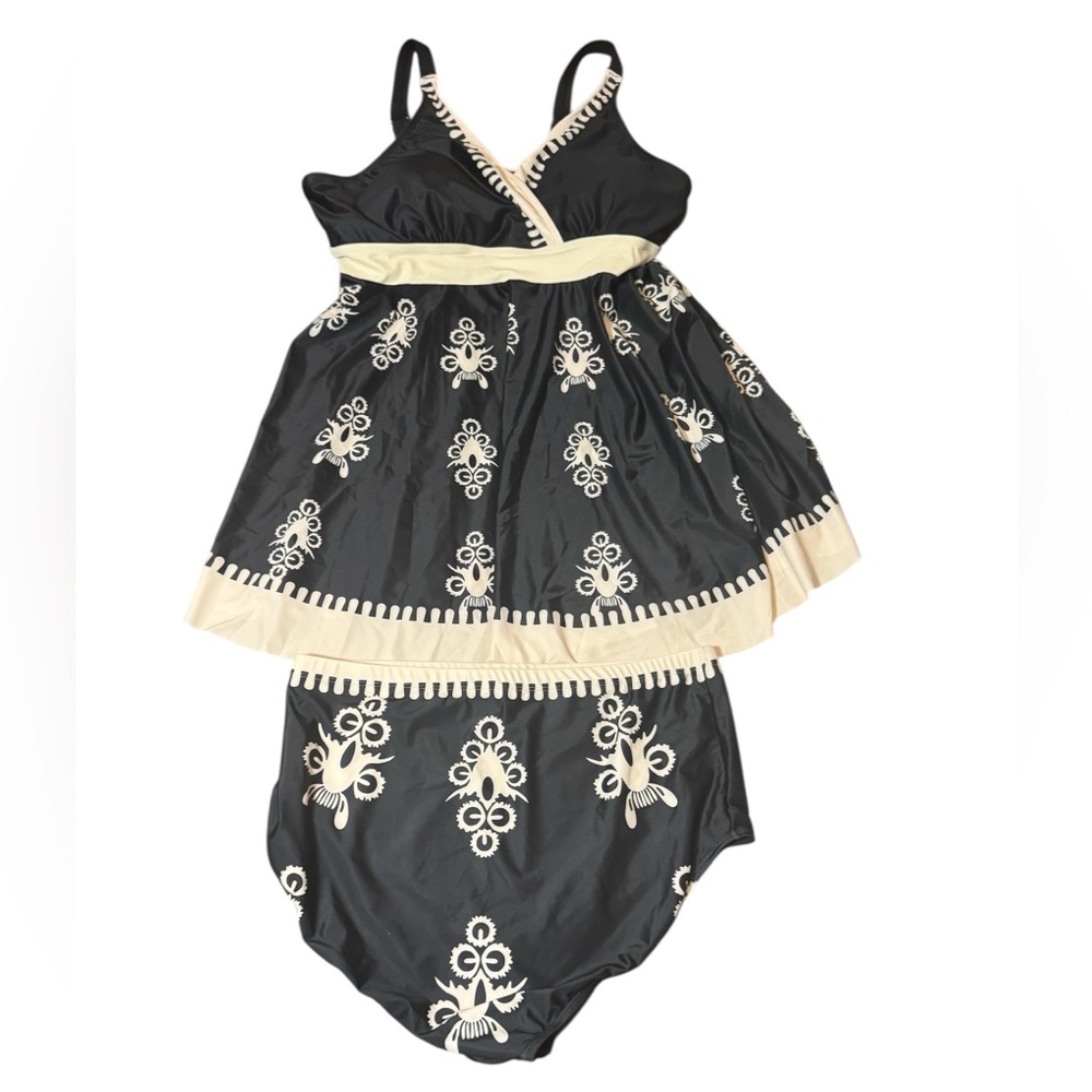 BloomChic Black and Cream Swim Coverup With Matching Bottom Size 18-20 Tankini - Picture 3 of 11